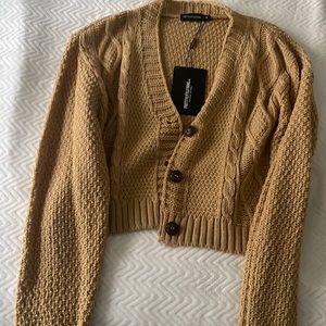 Cropped sweater, never worn